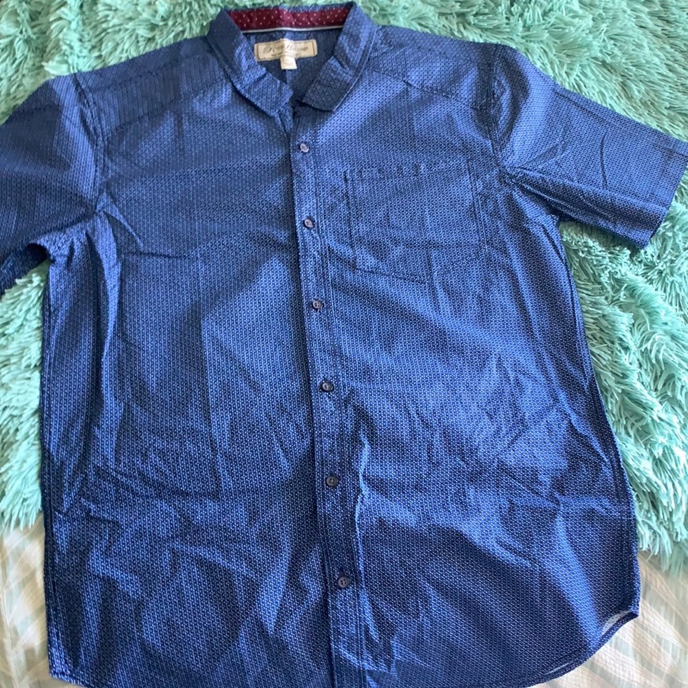Men’s button down shirt XL